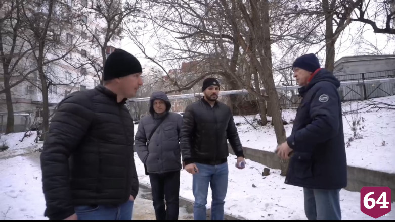 Управляющие компании Саратова призвали обработать дворы от гололеда