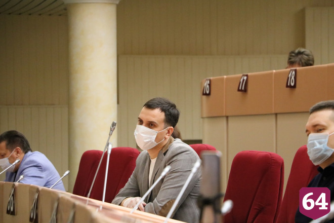 Спикер думы раскритиковал работу районных властей с сиротами
