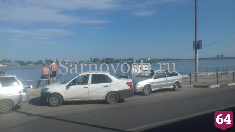 Мужчина попал в ожоговый центр после использования бензина на пляже