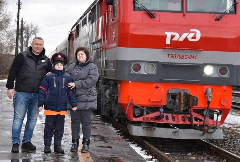 Глава района исполнил «железнодорожную» мечту 10-летнего мальчика