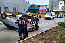 В Саратове пьяный водитель опрокинул иномарку на крышу