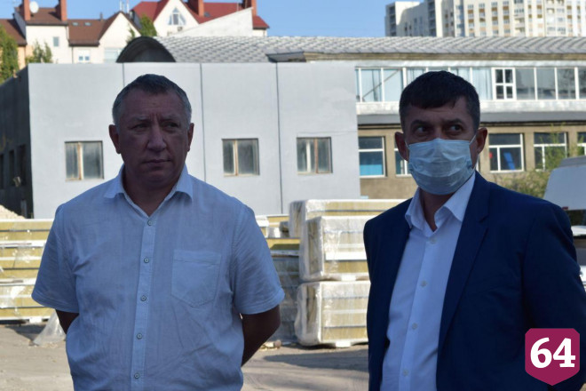 Министр анонсировал начало занятий в бассейне «Саратов» 