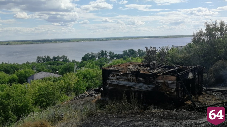 В сгоревшем доме обнаружили останки человека 