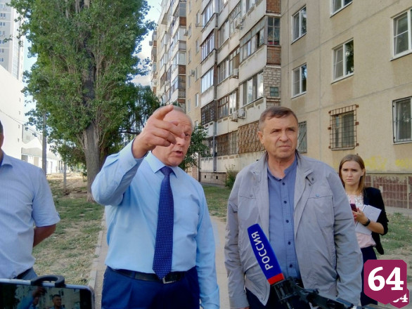 Губернатор призвал чиновников не либеральничать с подрядчиком 