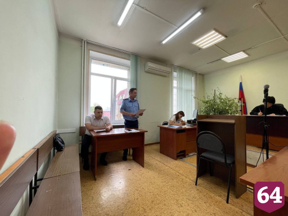 Саратовцу грозит пожизненный срок за попытку зарезать полицейского