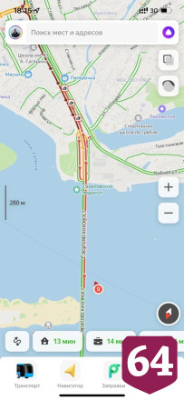 Перед мостом в Энгельсе из-за ДТП образовалась огромная пробка