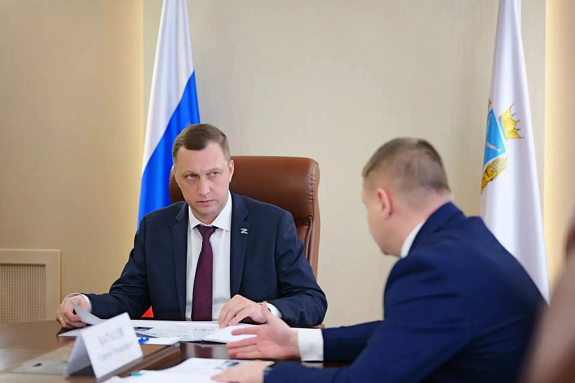 Губернатор поручил продолжить модернизацию коммунального комплекса в Светлом
