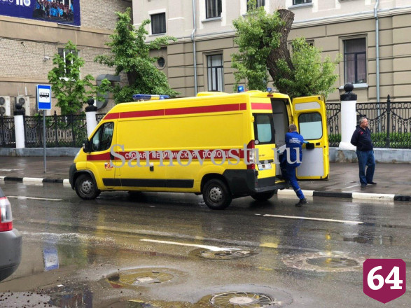 В столкновении легковушек возле СГУ ранена девушка