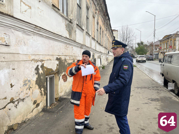 Тысячи жителей Саратова проведут субботу без воды