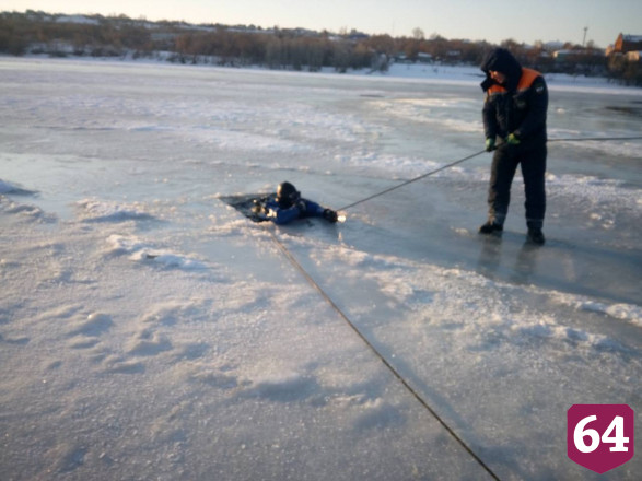 Водолазы прекратили поиски утонувших в Волге малолетних братьев