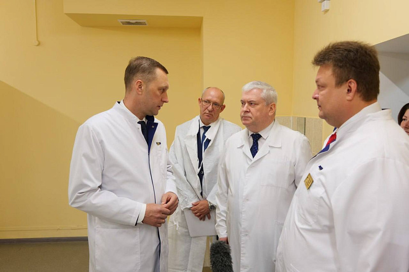 Губернатор поставил задачу повысить укомплектованность вольской больницы врачами