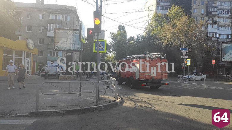 В центре Саратова 4 человека пострадали в ДТП с маршруткой