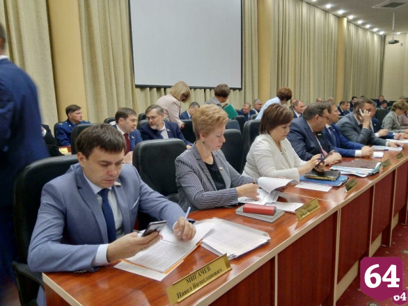 Радаев заявил о недопустимости срывов национальных проектов в Саратовской области 