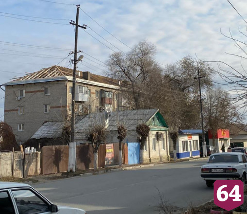 Водоканал заморозил жильцов в доме с открытой крышей