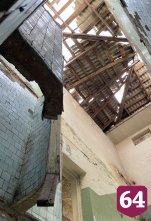 В Саратове выставили на торги заброшенное здание бани