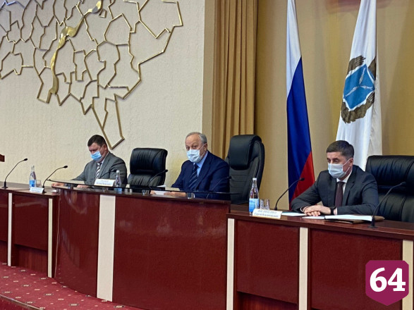 Губернатор раскритиковал районных чиновников за бездействие после урагана
