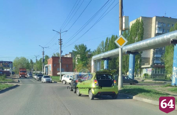 В Саратове легковушка сбила мужчину
