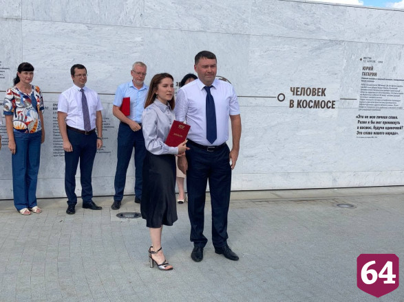 В Парке покорителей космоса вручили дипломы выпускникам вуза