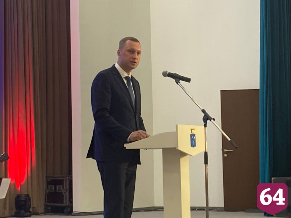 Бусаргин поблагодарил строителей за инфекционную больницу и набережную