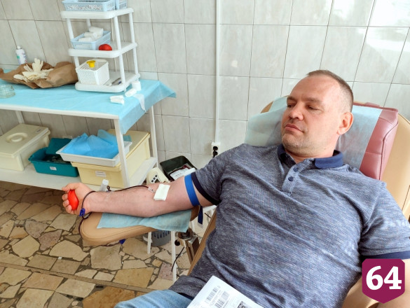 Гидроэнергетики Саратовской ГЭС сдали более 12 литров крови 