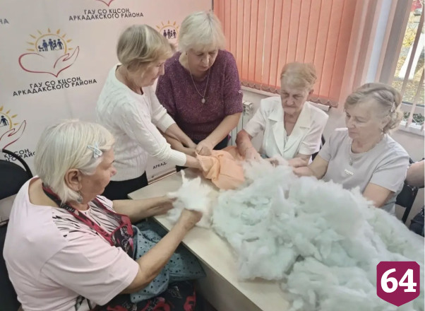 Саратовцы сшили партию подушек бойцам в зону СВО