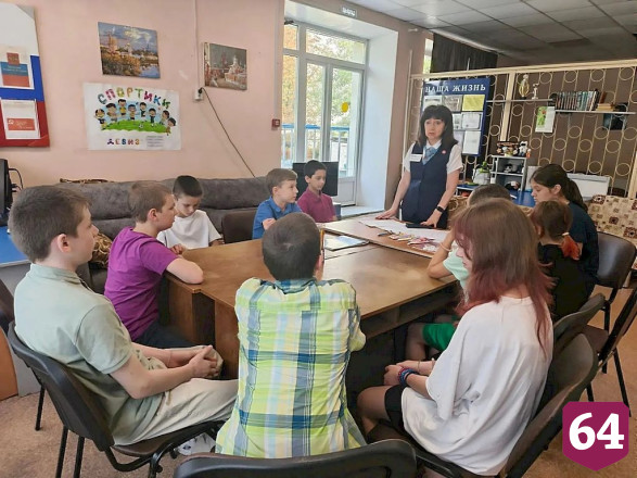 Саратовские подростки написали письма себе в будущем