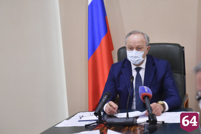 Губернатор потребовал незамедлительно реагировать на жалобы медиков 