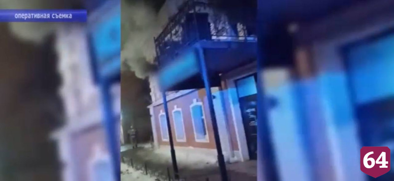 Полицейские спасли 14-летнего мальчика из горящего дома в Саратове