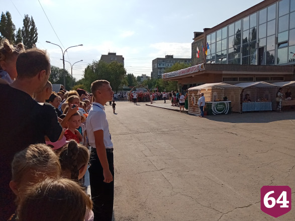 В Энгельсе провели парад национальностей 