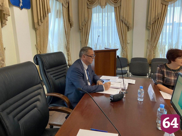 Саратову выделили 86 млн рублей на зарплату учителям 