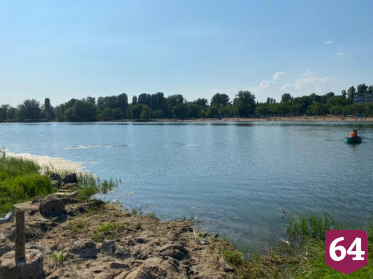 Водолазы обнаружили тело утонувшего под Саратовом 4-летнего мальчика