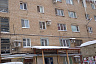 Горожане рассказали об огромных сосульках бесхозного дома