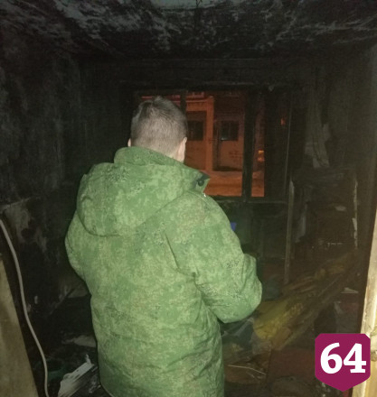 Под Саратовом в горевшем общежитии нашли труп жильца