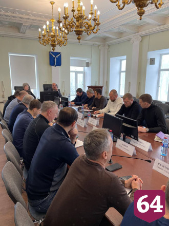 Лада Мокроусова объявила чиновникам Саратова выговор за уборку снега 