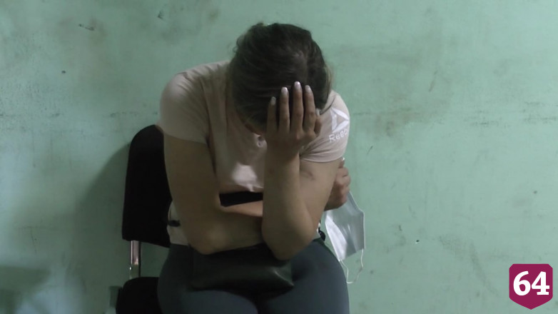 Женщина с абрикосами обворовала инвалида на рынке и попалась
