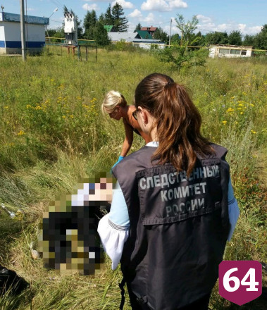 Женщина наткнулась на труп у остановки на Кумысной поляне