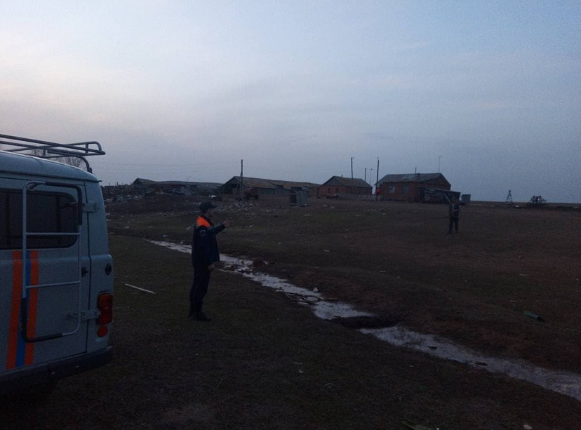 Автомобилист в поисках помощи заблудился в степи под Саратовом 