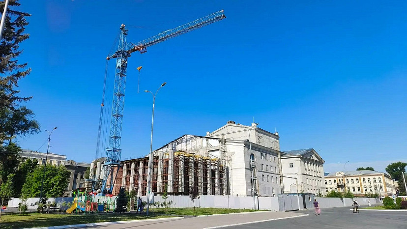 В Саратове возобновляется реконструкция театра оперы и балета