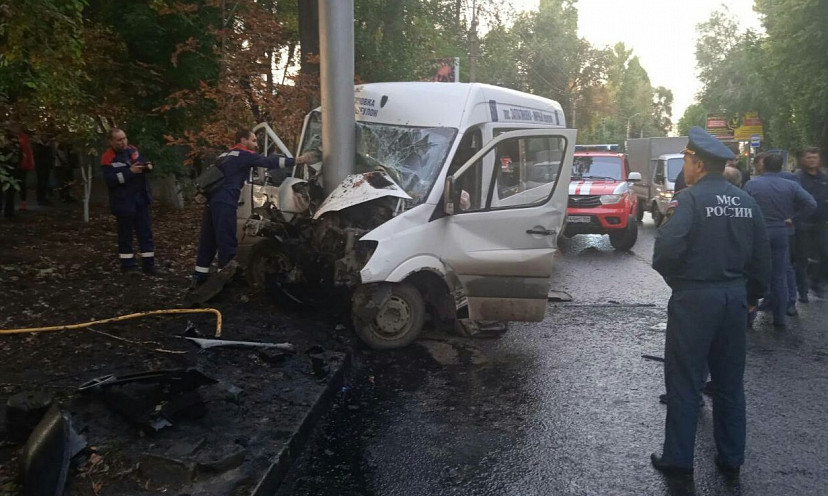 В Саратове водители автобусов спровоцировали 21 ДТП 