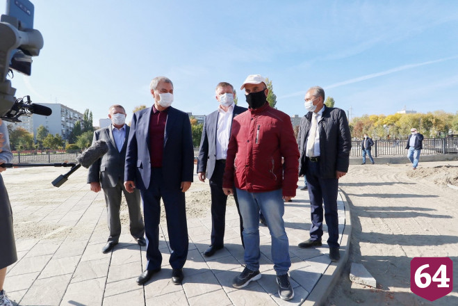Володин отправил главу Саратова укладывать асфальт 