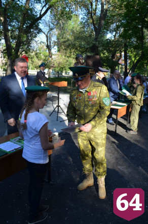 В Саратове торжественно открыли Аллею героев-пограничников