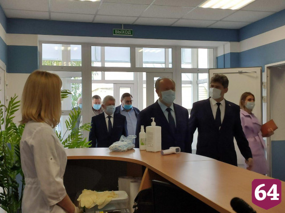 Саратовский губернатор оценил человечный подход к строительству соцучреждения 