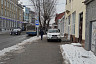 Автохам перекрыл тротуар у магазина на Московской