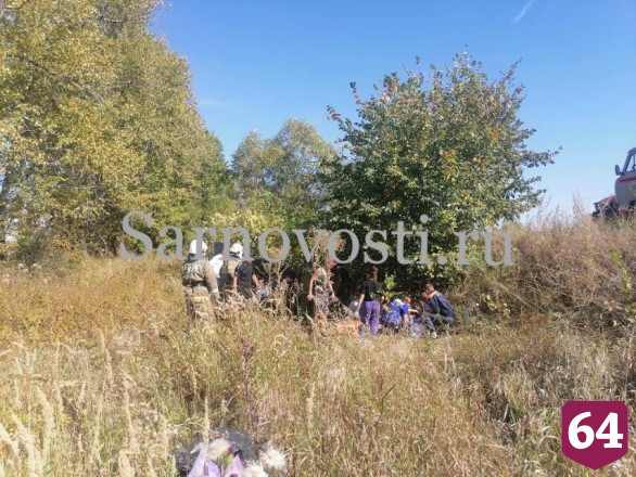 Под Саратовом в ДТП разбились четверо взрослых и двое подростков 