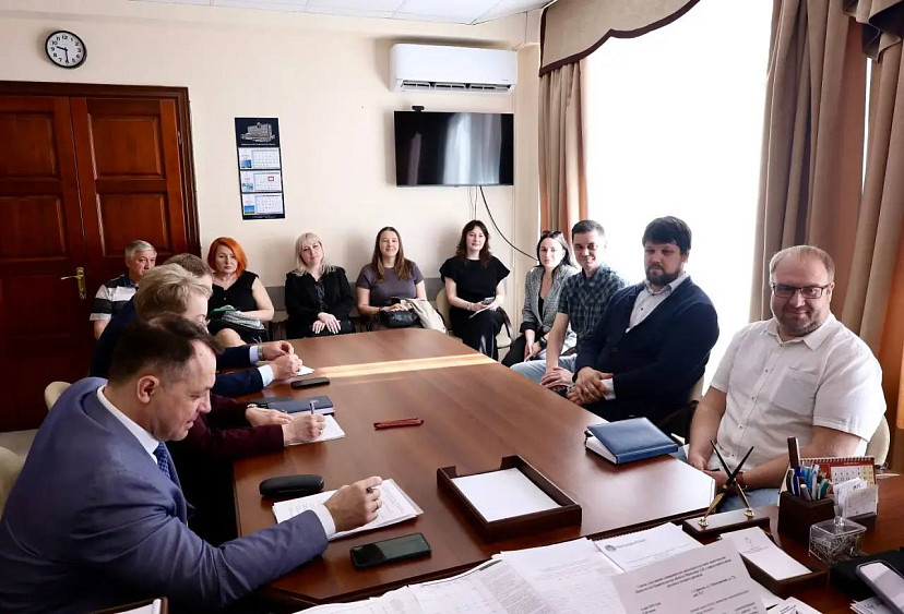 Магазины призвали не наживаться на проблемах с водой в Энгельсе