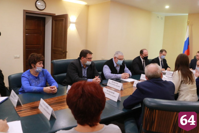 Роман Бусаргин намерен сохранить коллектив полиграфкомбината Саратова