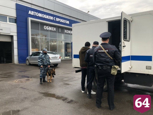 Охранника автосалона в Саратове осудили на 7 лет за смерть коллеги