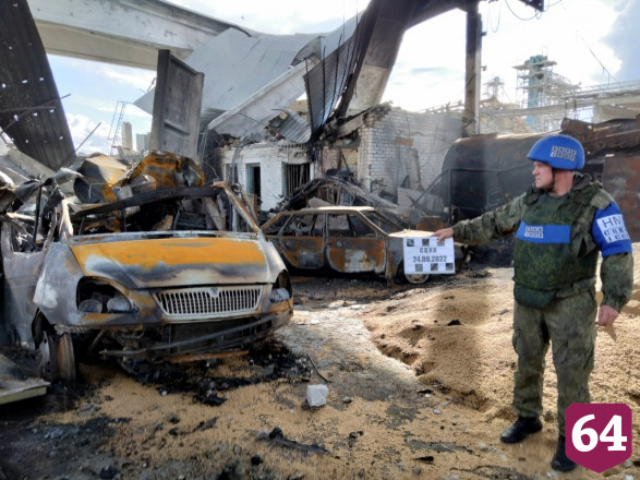 Саратовский чиновник попал под обстрелы в ЛНР