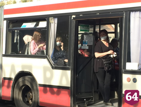 Саратовцы без масок начали устраивать скандалы в автобусах 