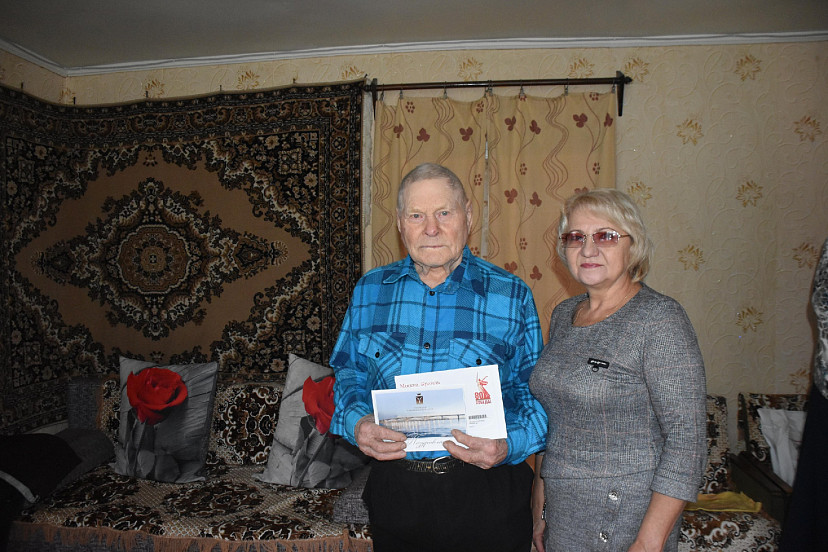 Саратовский труженик тыла в 95 лет занимается рыбалкой и огородом